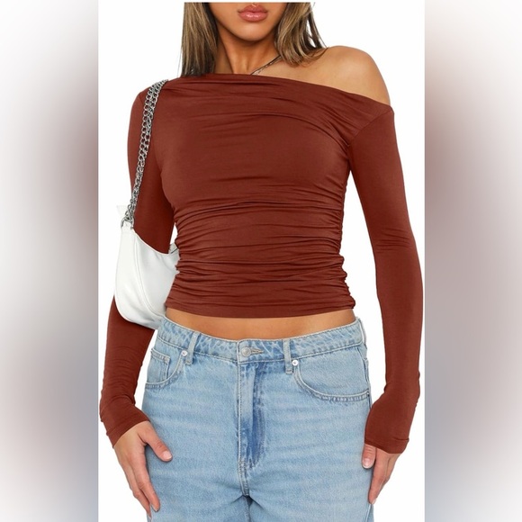 None Tops - 🆕Elegant Black Off-Shoulder Women's Top